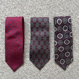 Dior Red and Gray Patterned Tie Collection